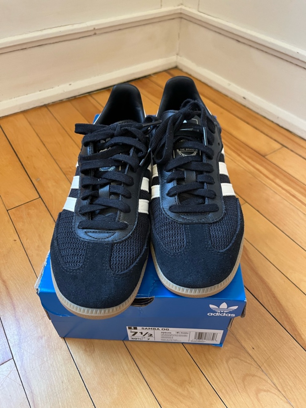 adidas Men’s Samba OG Sneakers in Black like new in box. - Picture 3 of 7